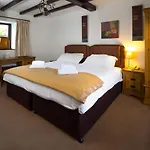 Oxwich Bay Hotel
