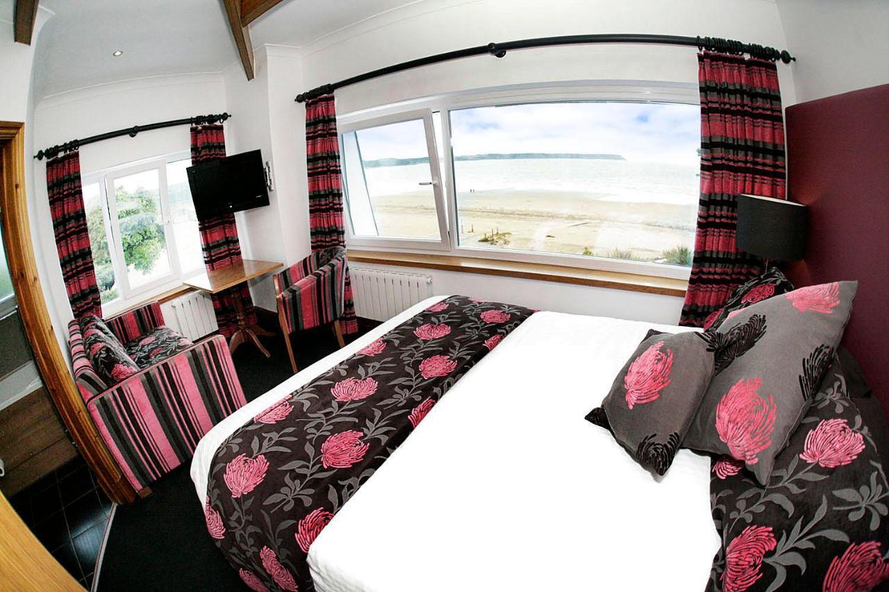 Oxwich Bay 3*